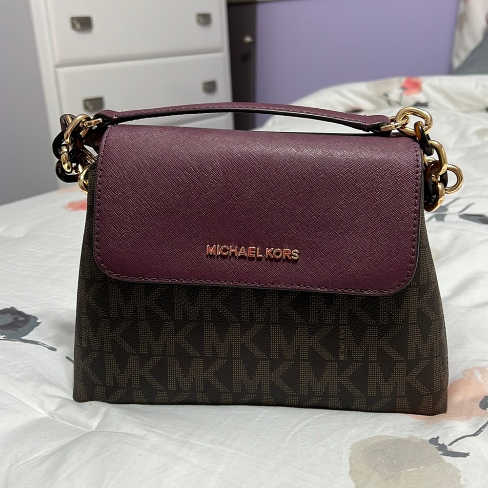 Michael Kors Crossbody